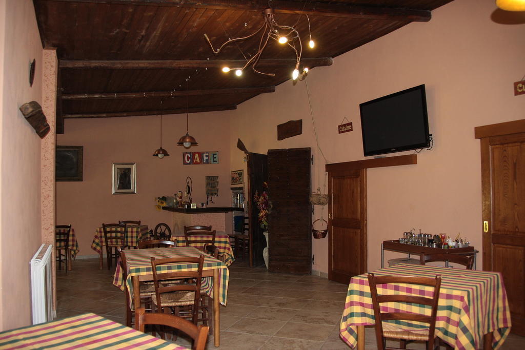 Al Casolare Villa Tuoro sul Trasimeno Exteriör bild