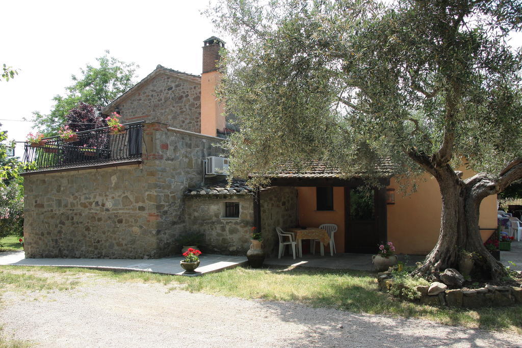 Al Casolare Villa Tuoro sul Trasimeno Exteriör bild